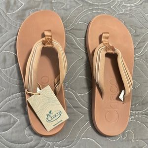 New in BOX Chaco Chillos flip. Pink/clay color. Women’s 10